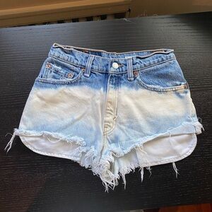 LEVI's 512 Slim Fit High Waist Straight Leg Shorts Bleach Pattern